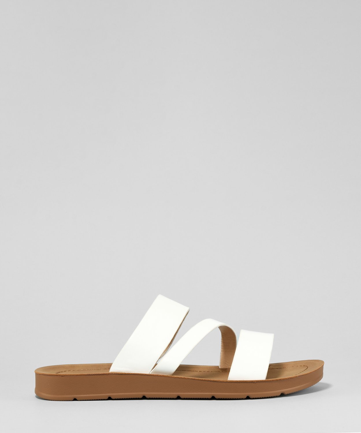 Sandalia plana tiras